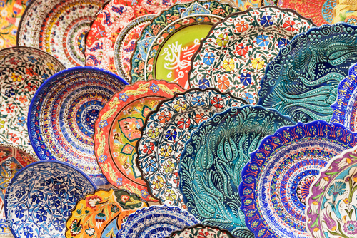 Photography Colorful plates at the Grand Bazaar in Istanbul