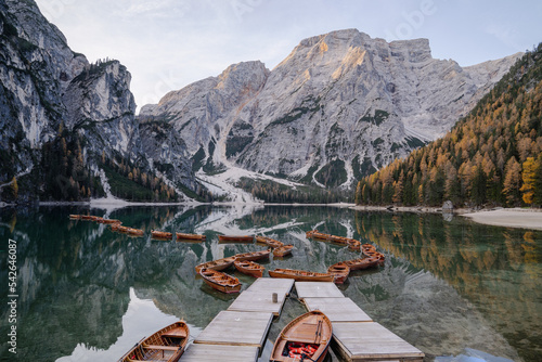 Alba sul Lago di Braies  photo