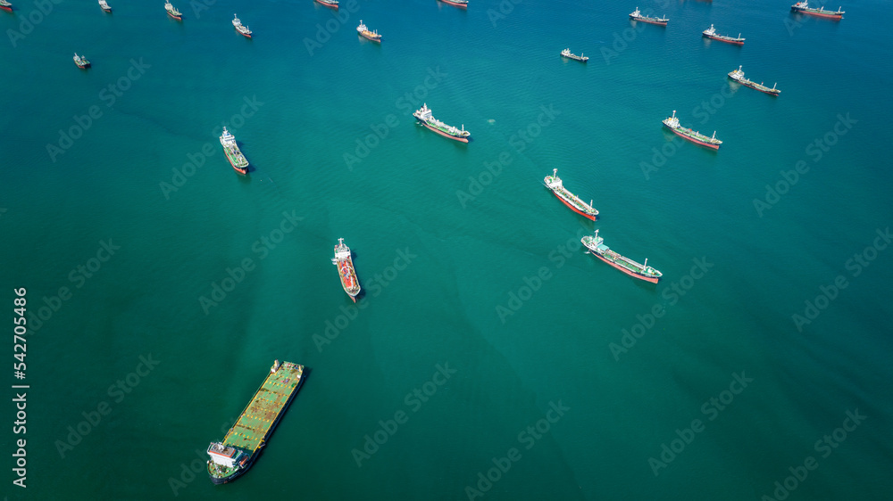 many of Oil Crude Gas Tanker Ship, Cargo container Ship offshore mooring at Ocean Bay Petroleum Chemical export import transportation and logistics, Oil leak from Ship, industrial petroleum 