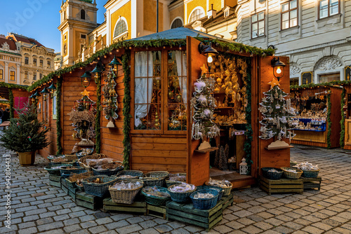 Fototapeta Naklejka Na Ścianę i Meble -  Wooden kiosk with handmade Christmas decorations in Vienna, Austria.