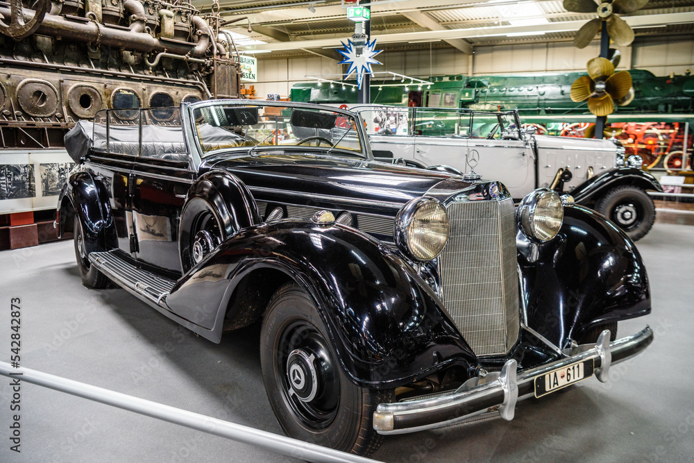 Adolf Hitler Mercedes