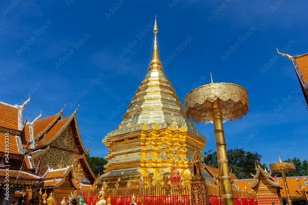 Fototapeta premium Phra That Doi Suthep Temple is buddhist temple in Chiang Mai, Thailand.