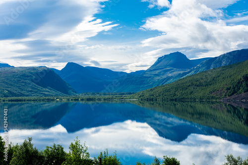 Fototapeta Naklejka Na Ścianę i Meble -  Reflection on a beutiful lake in  Norway