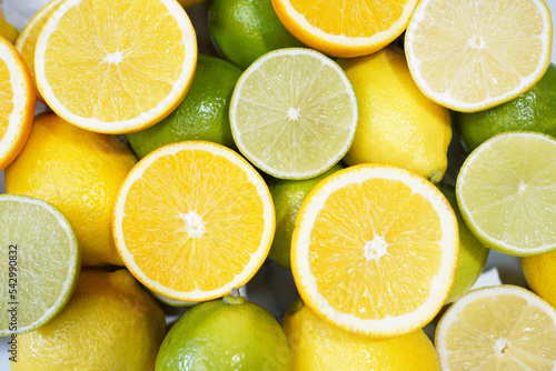 lemon and lime © Bella