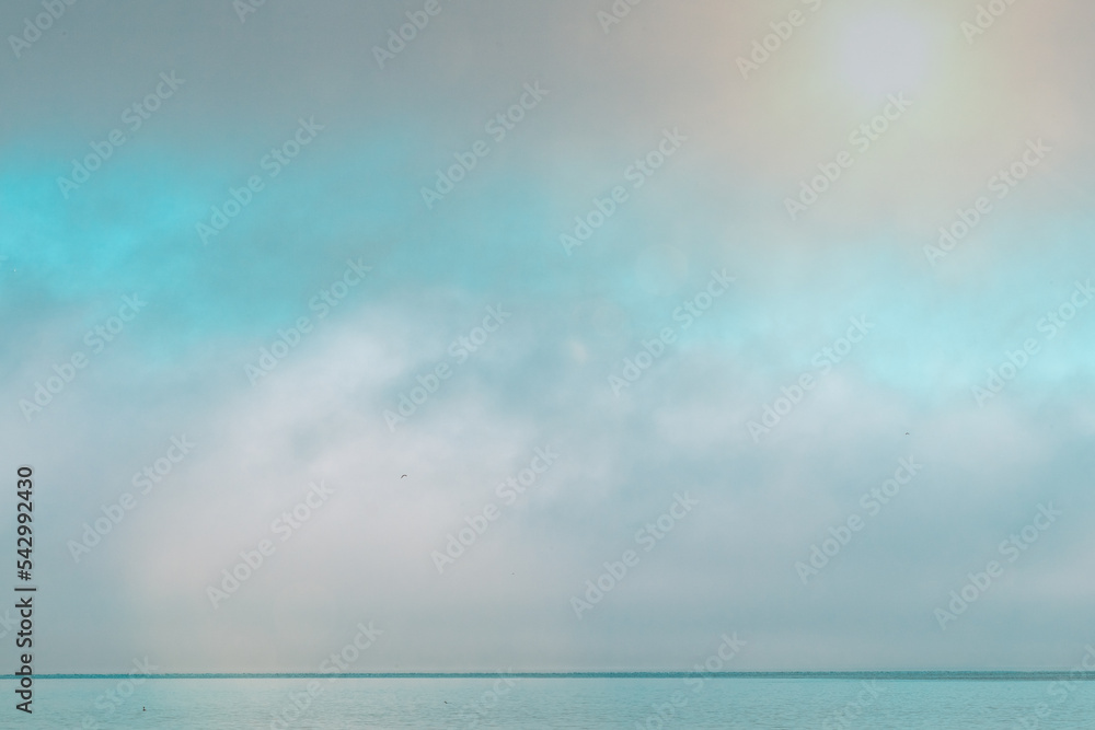 temps brumeux sur le lac Léman