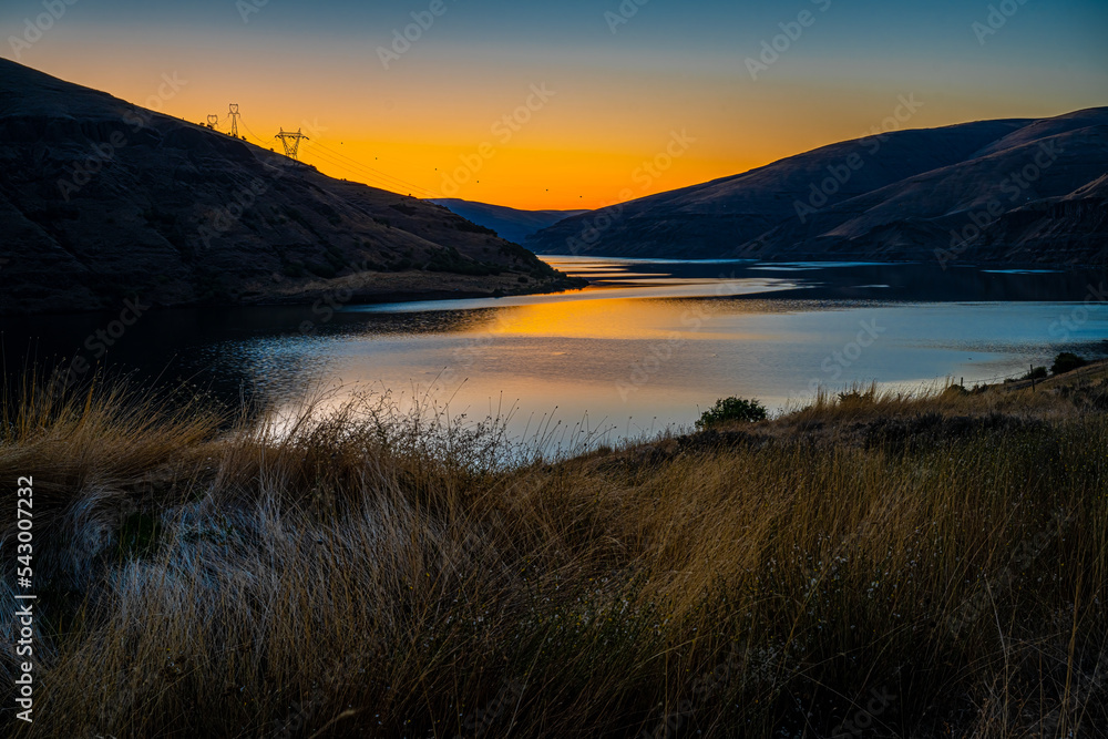 Sunset over the Snake River in Washington State