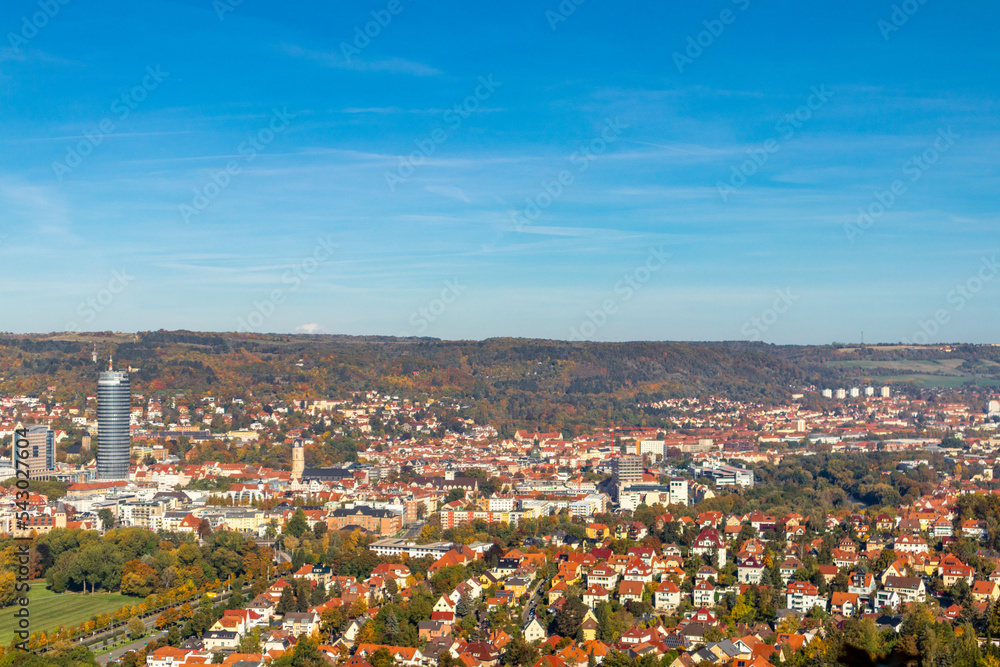 Fototapeta premium Kleine Herbstwanderung durch die Landschaft von Jena - Thüringen - Deutschland