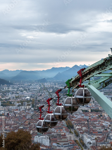 Tapety artystyczne Grenoble Téléphérique