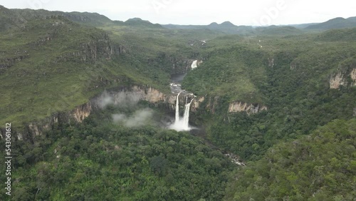 Tomada aérea da Cachoeira dos Saltos do Rio Preto e da vegetação na Chapada dos Veadeiros. photo