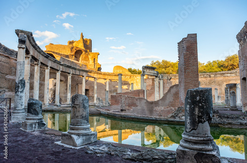 Obraz na płótnie Villa Adriana or Hadrian's Villa