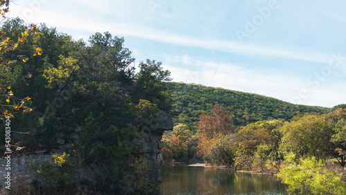 Fototapeta Naklejka Na Ścianę i Meble -  Lost Maples State Natural Area, Fall Foliage in the Texas Hill Country
