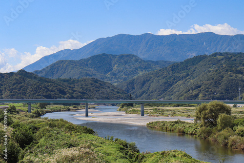 Wallpaper Mural 笛吹川（山梨県市川三郷町） Torontodigital.ca