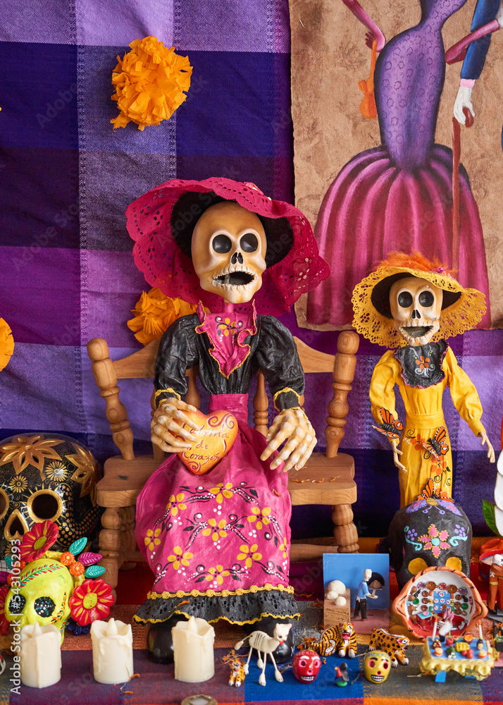Fototapeta premium Day of the Dead offering from central Mexico, ofrenda dia de muertos