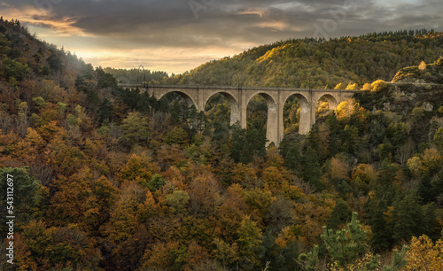 Viaduc de l'enfer en Lozère photo