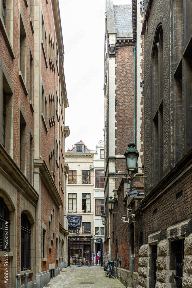 wąska ulica w Brukseli