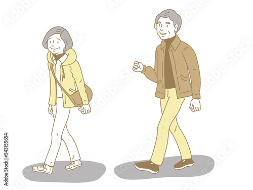 散歩するシニア男女セット