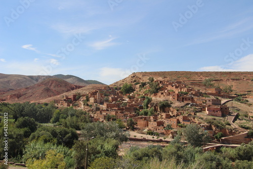 Pueblo bereber en el valle de Tahanout