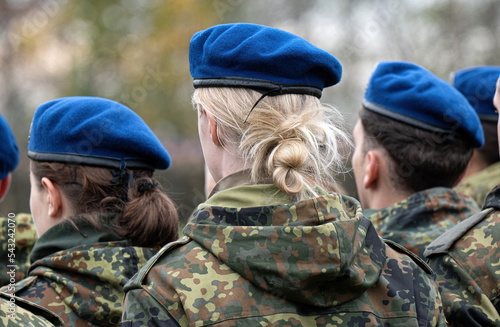 Foto Soldatinnen im Heer