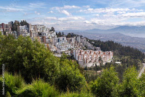 Monteserrin neighborhood