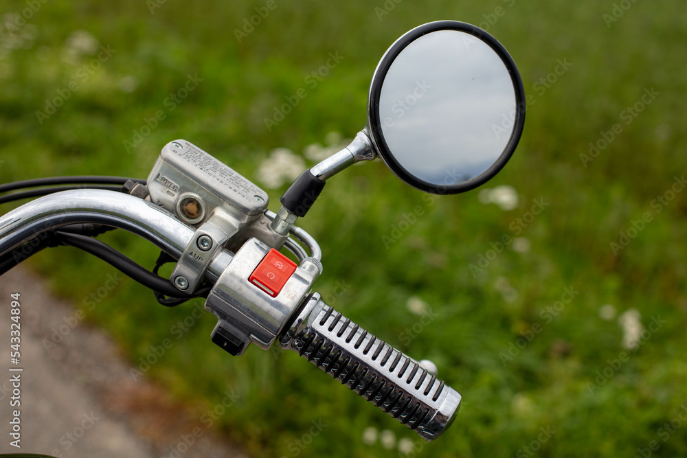 Poignée d'accélérateur d'une motocyclette Poignée d'accélérateur d'une motocyclette