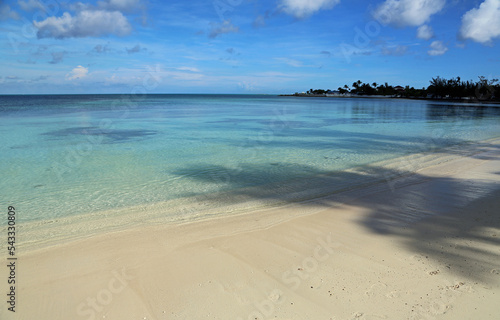 Fototapeta Naklejka Na Ścianę i Meble -  The beach on Goodman Bay - The Bahamas