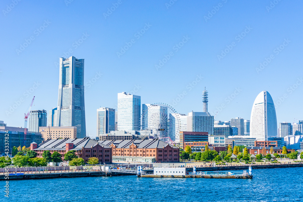 Naklejka premium 神奈川県横浜市西区みなとみらいの都市風景