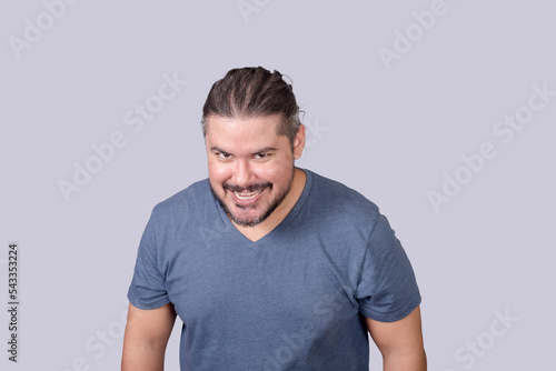 Foto A devious man making an evil grin