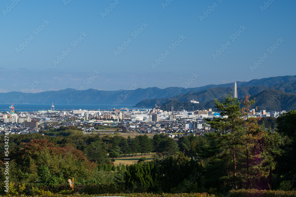  福井県敦賀市の街並み　敦賀国際ゴルフ倶楽部からの眺望