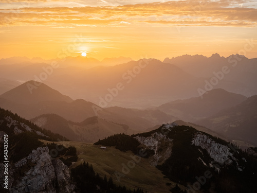 Sonnenaufgang in den Bayerischen Alpen photo