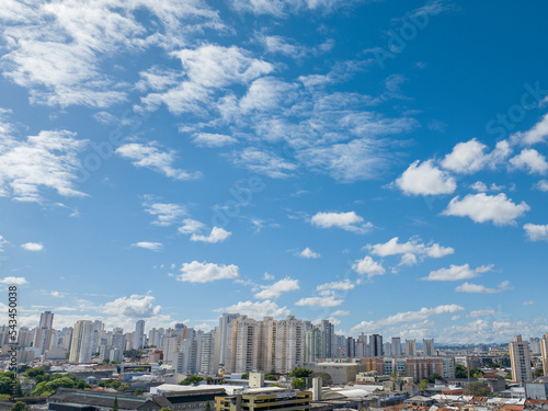 Imagem a  rea do skyline do centro de S  o Paulo