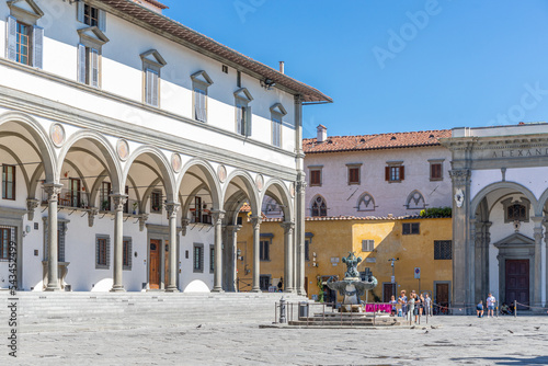 Piazza della Santissima Annunziata, à Florence, Italie photo