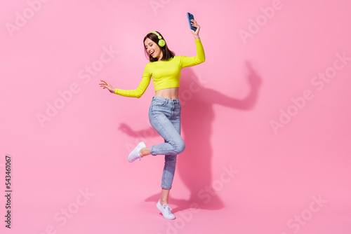 Fotobehang Full size photo of positive lady clubber use modern device make picture selfie v