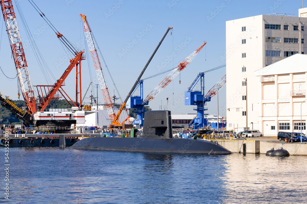 Fototapeta premium 神奈川県横須賀市 YOKOSUKA軍港めぐりの風景