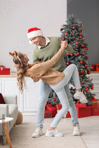 Loving couple dancing in ki...
