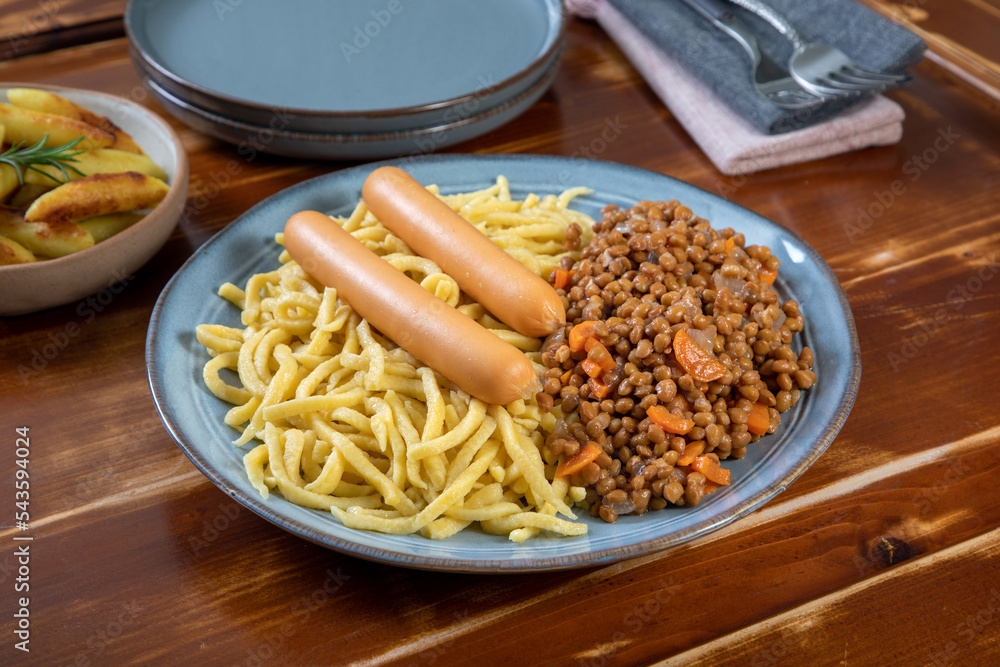 spaetzle wurstel e lenticchie spaetzle wurstel e lenticchie