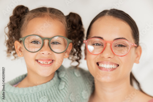 Fotografija Portrait, mother and child with glasses for eye care wellness and healthy vision after an eye exam at the optometrist
