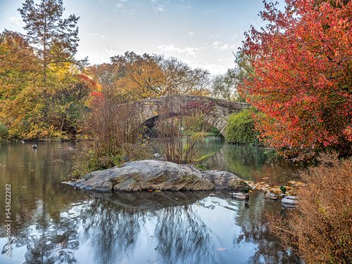 Gapstow Bridge in Central Park, autumn photo