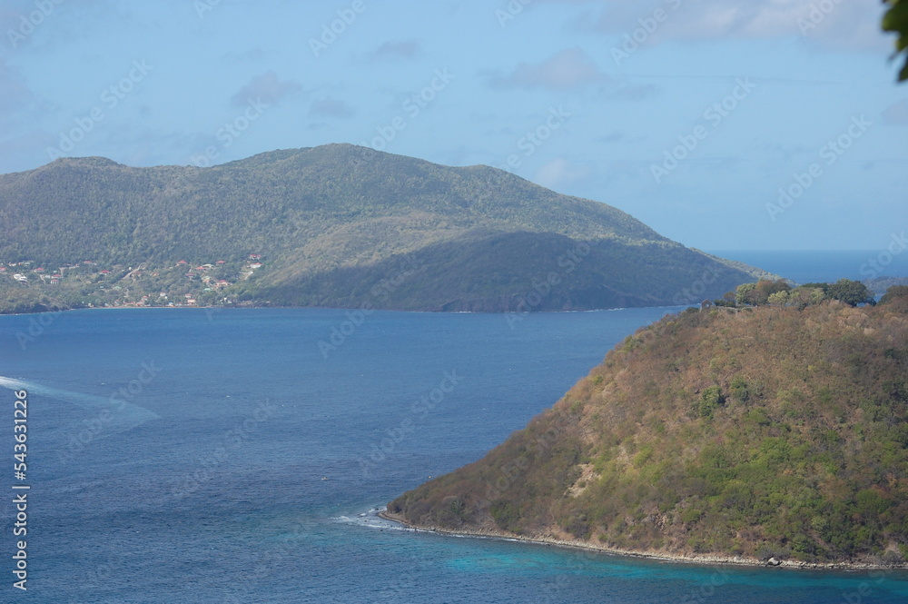 Fototapeta premium Vue de la mer en Guadeloupe