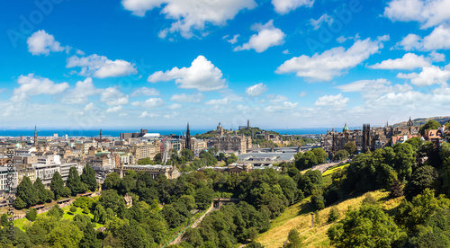 Panoramic view of Edinburgh, Scotland © Sergii Figurnyi