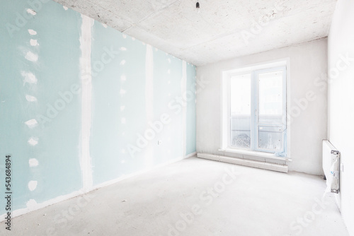 Fototapeta Naklejka Na Ścianę i Meble -  interior of the apartment without decoration in white colors