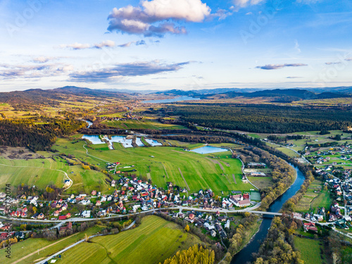 Obraz na płótnie dunajec - lake Czorsztyn in the background - beautiful autumn landscape - weekend rest in nature w salonie