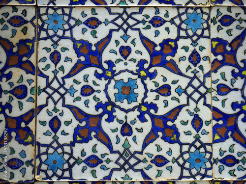 Turkish - Ottoman tiles of the 15th and 16th centuries