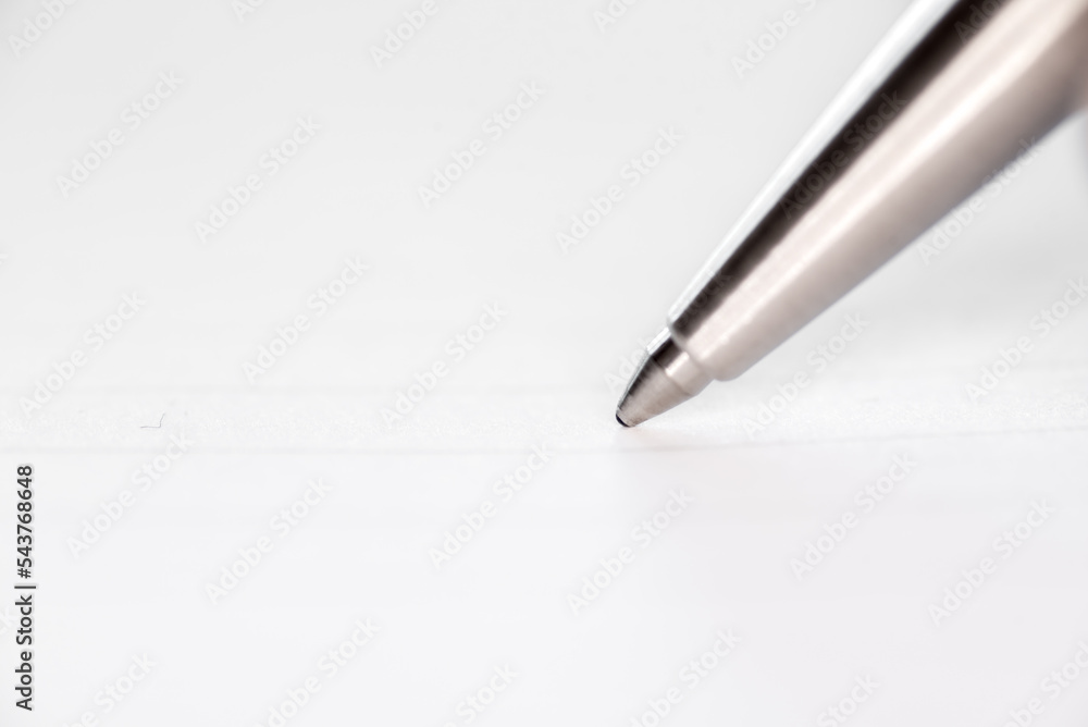 Ballpoint pen with metallic finish Ballpoint pen with metallic finish