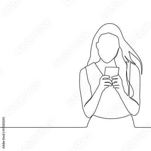 continuous line drawing of woman using smartphone