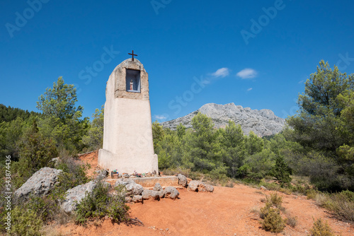 Oratory close to the famous and iconic Sainte Victoire Mountain, Bouches du Rhone, Provence, France, Europe