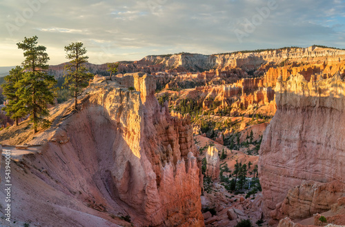 Sunrise lighting up the Bryce Canyon amphitheater taken from the Queens Garden Trail in the Bryce Canyon National Park 