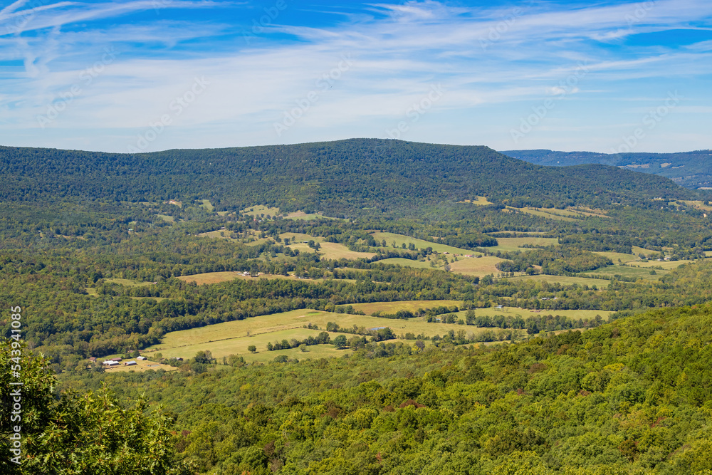 Naklejka premium Hiking in the Sam's Loop Trail