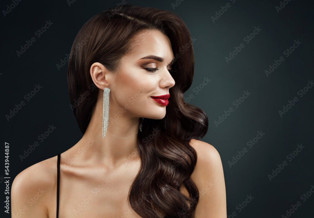 Elegant Side Bun With Makeup : 8 Steps - Instructables