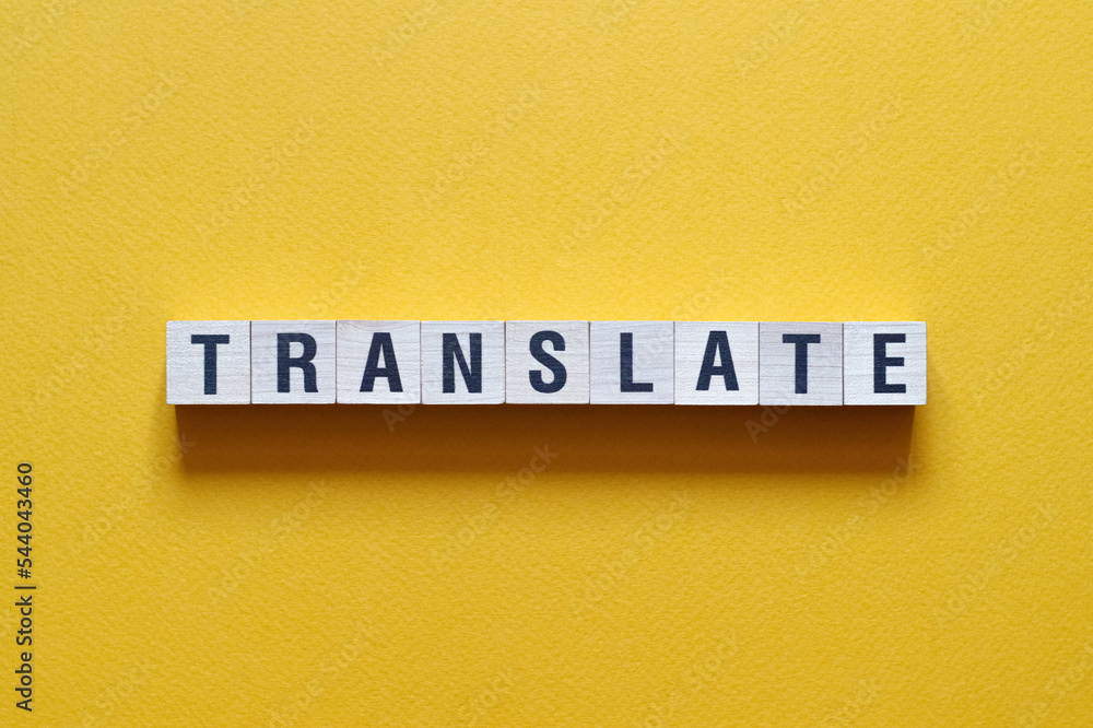 Obraz premium Translate word concept on cubes