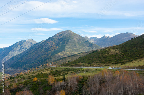 Obraz na płótnie Mountain serpentine and road in Andorra. w salonie